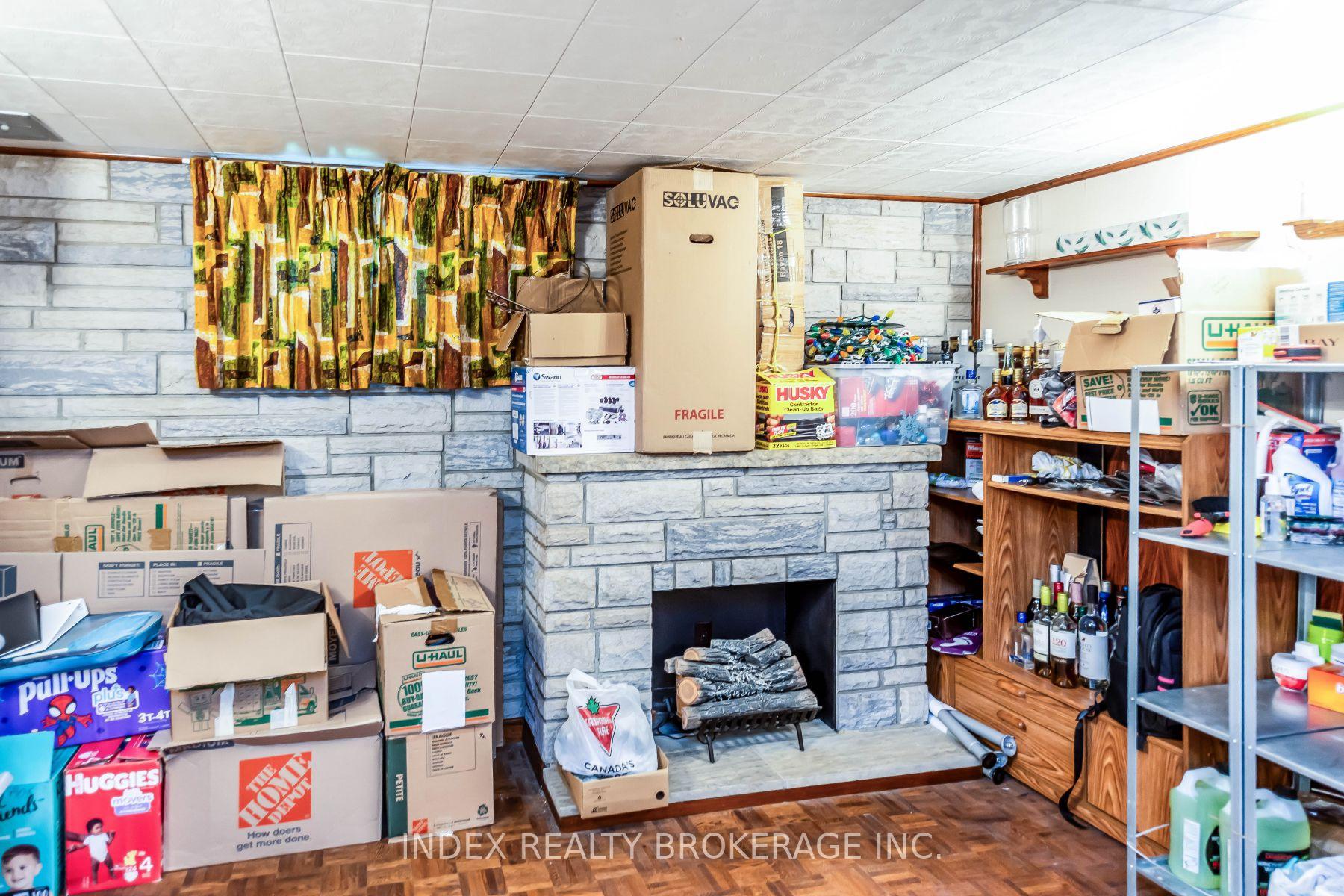 Photo 21 of 28 Blenheim Drive, Hamilton, Stoney Creek — HOMEH