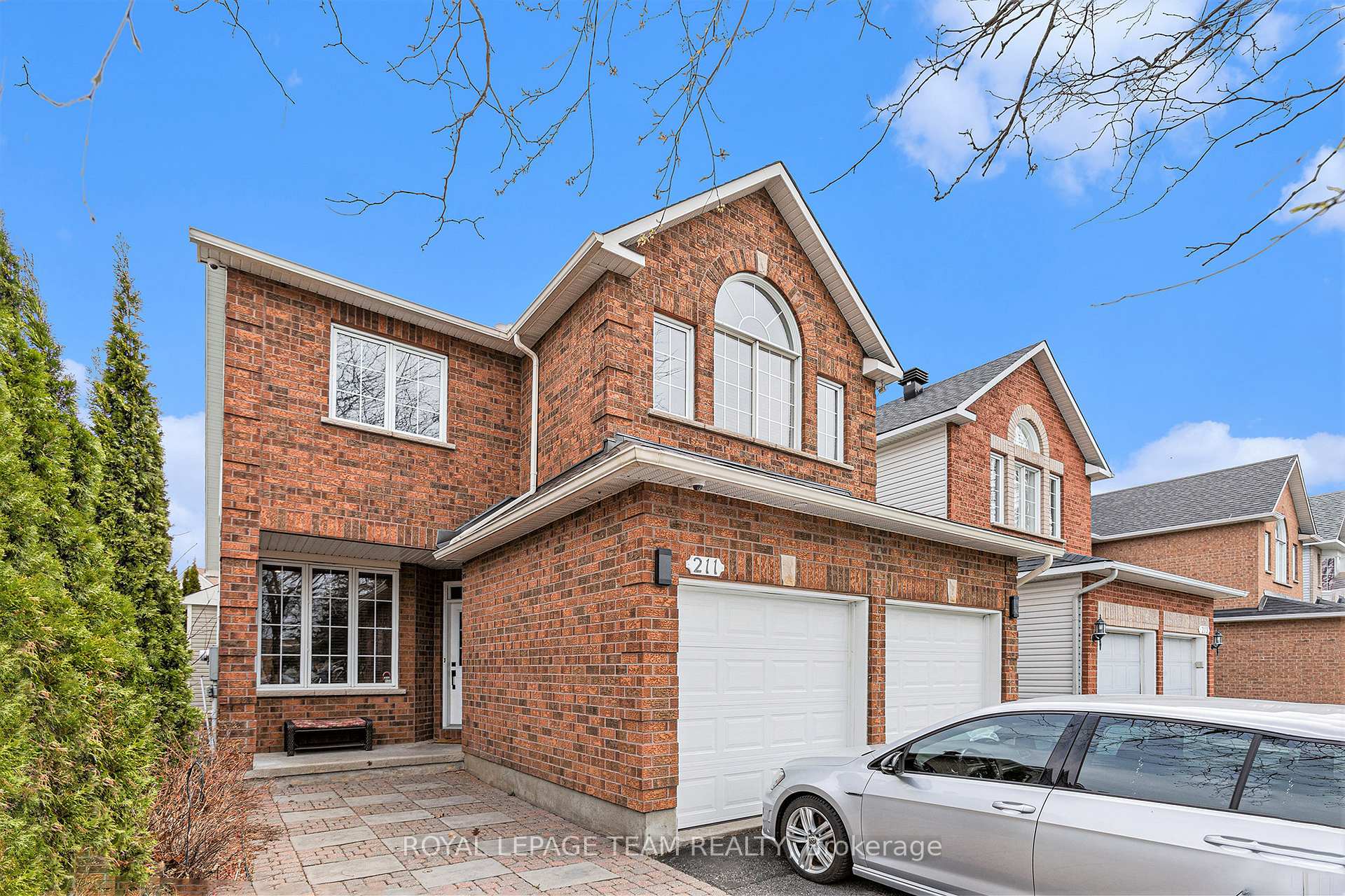 Photo 3 of 211 Stoneway Drive, Ottawa, Barrhaven East — HOMEH