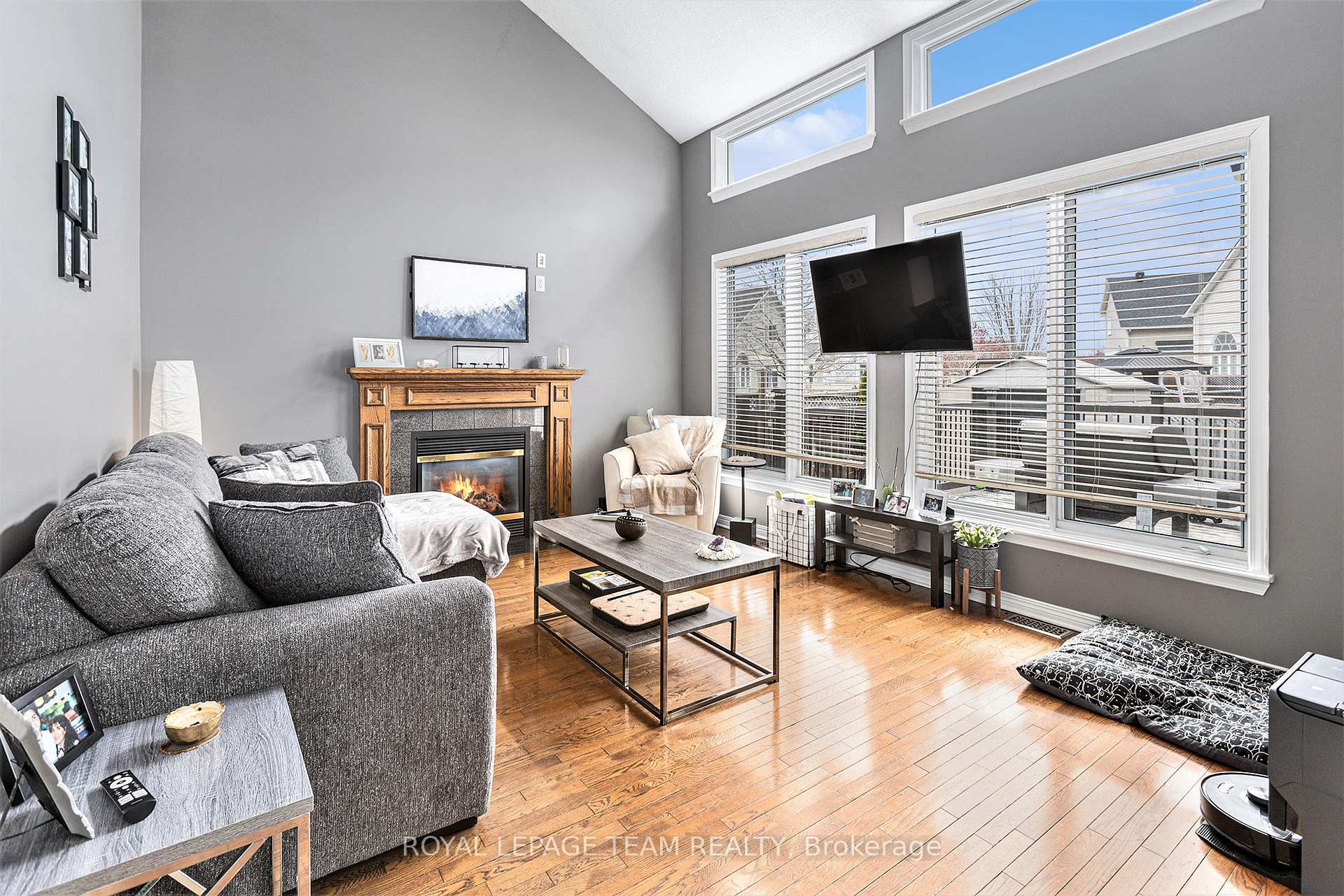 Photo 7 of 211 Stoneway Drive, Ottawa, Barrhaven East — HOMEH