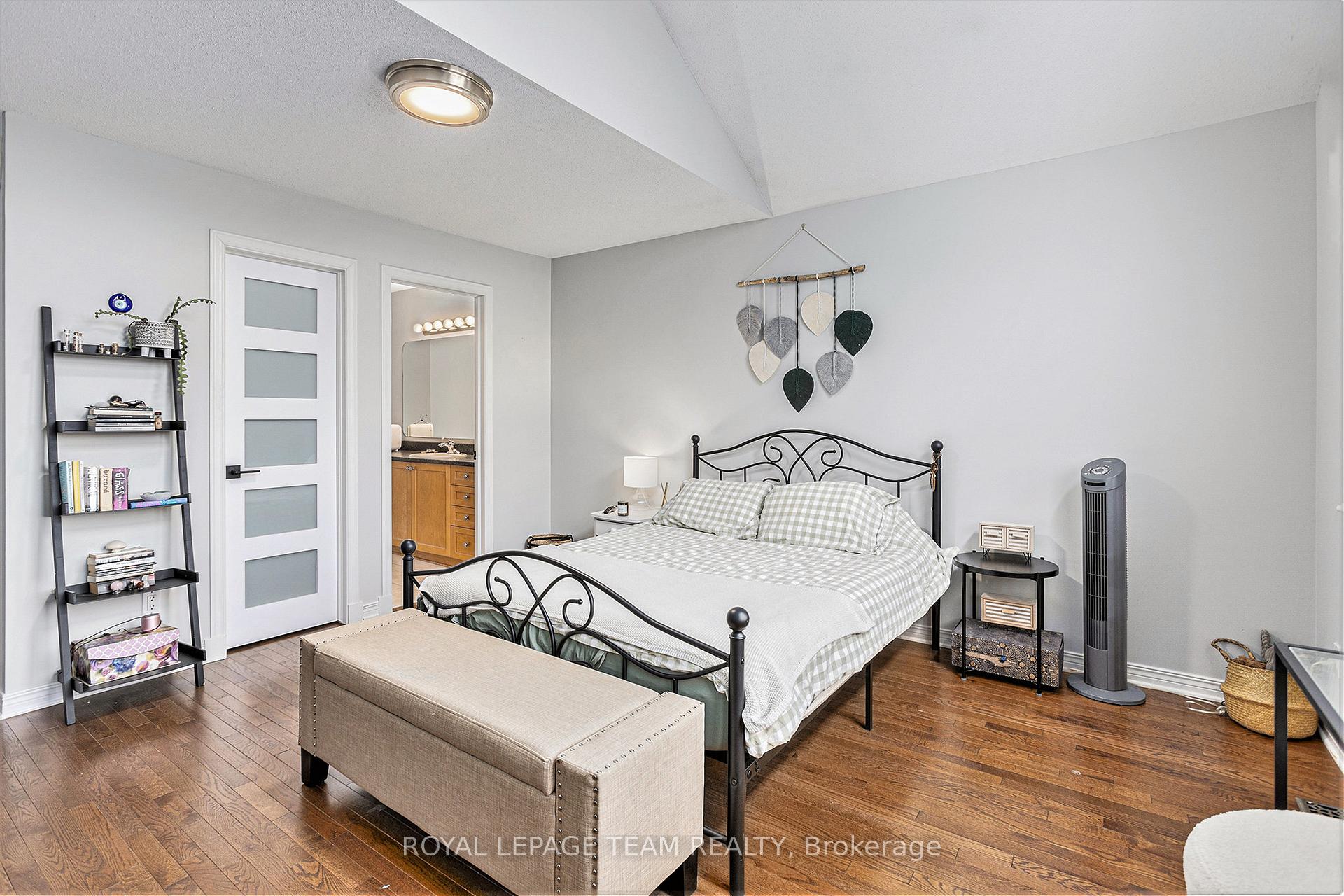 Photo 26 of 211 Stoneway Drive, Ottawa, Barrhaven East — HOMEH