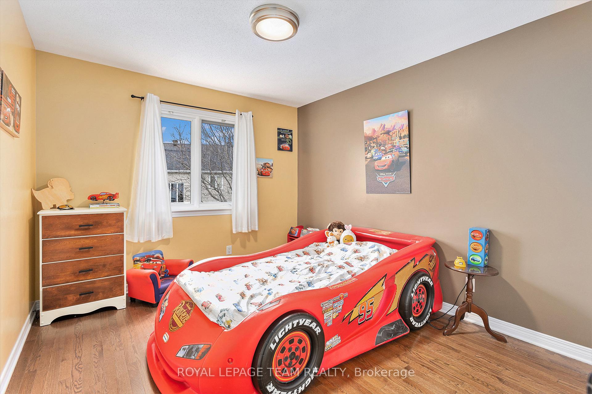 Photo 31 of 211 Stoneway Drive, Ottawa, Barrhaven East — HOMEH