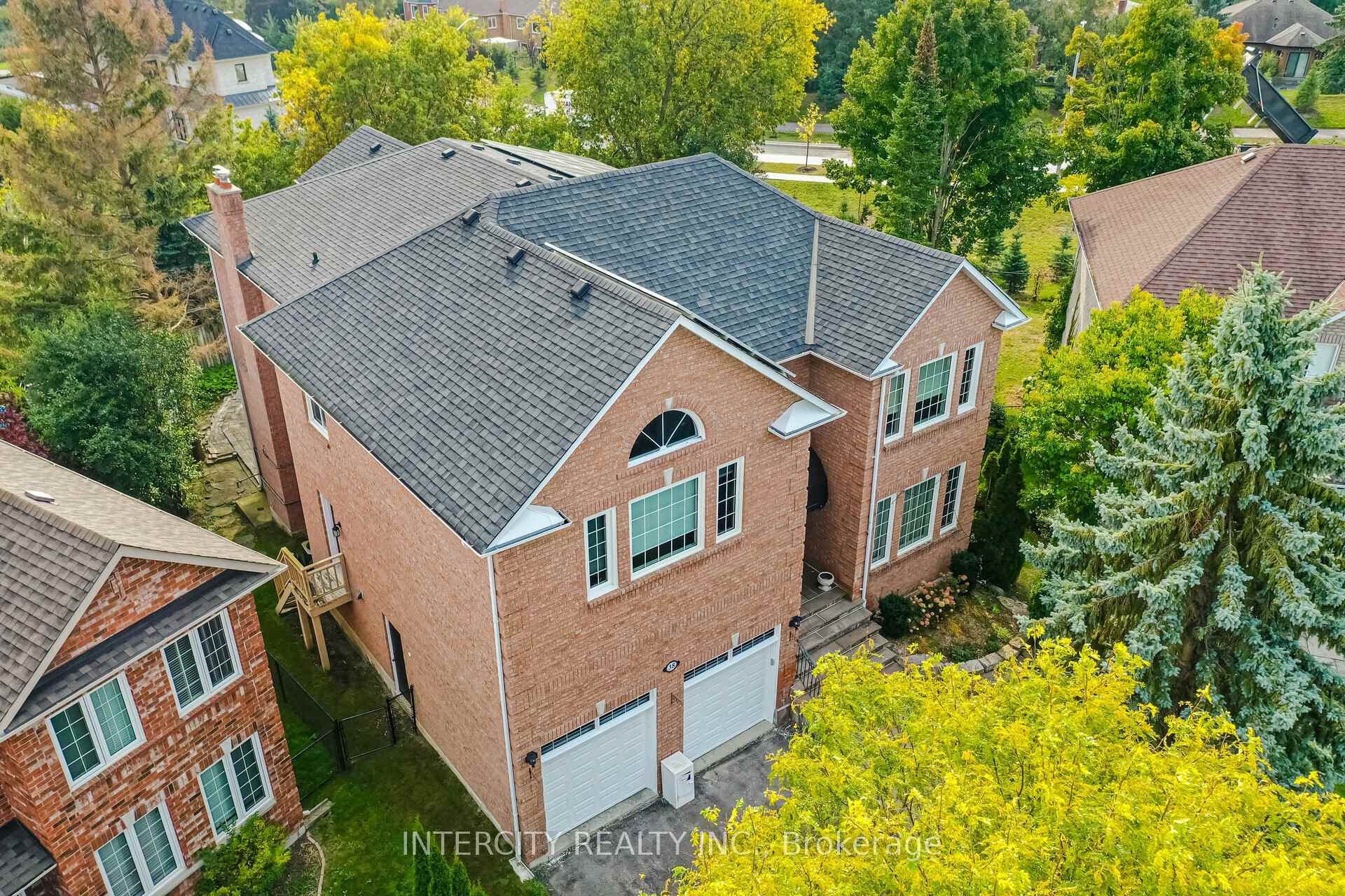 Front of 38 Corner Ridge Road