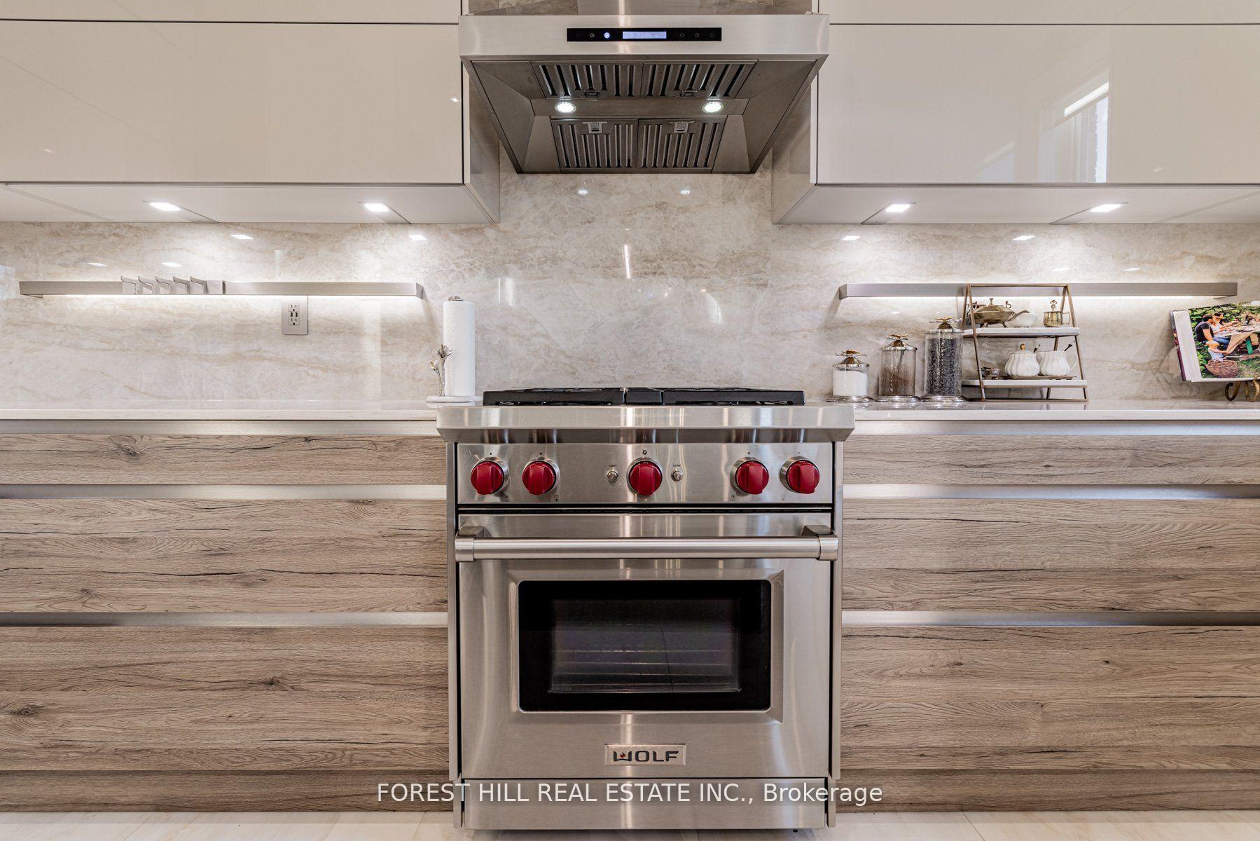 Photo 11 of 18 William Bowes Boulevard, Vaughan, Patterson — HOMEH