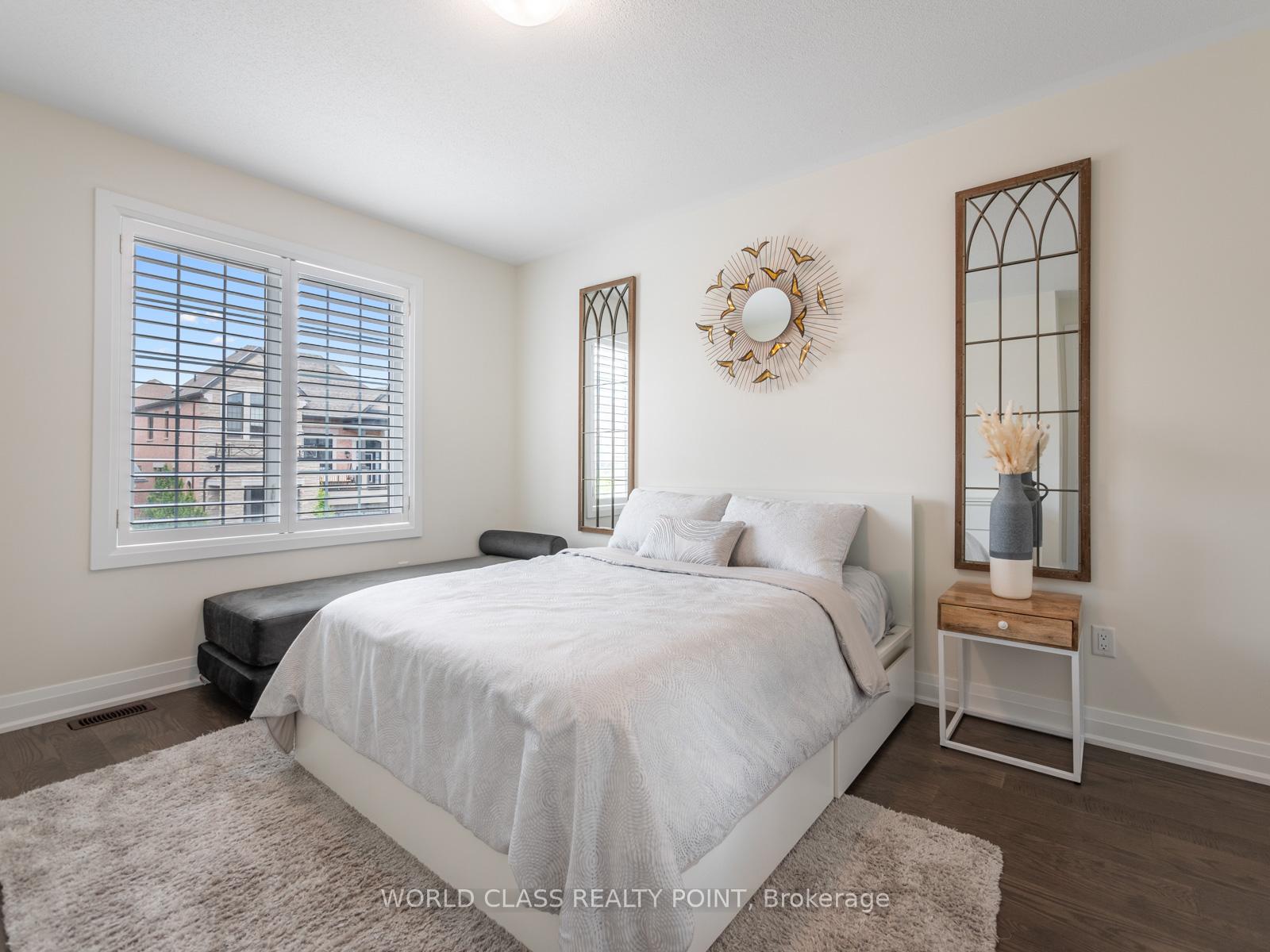 Photo 20 of 19 Barn Owl Way, Vaughan, Kleinburg — HOMEH