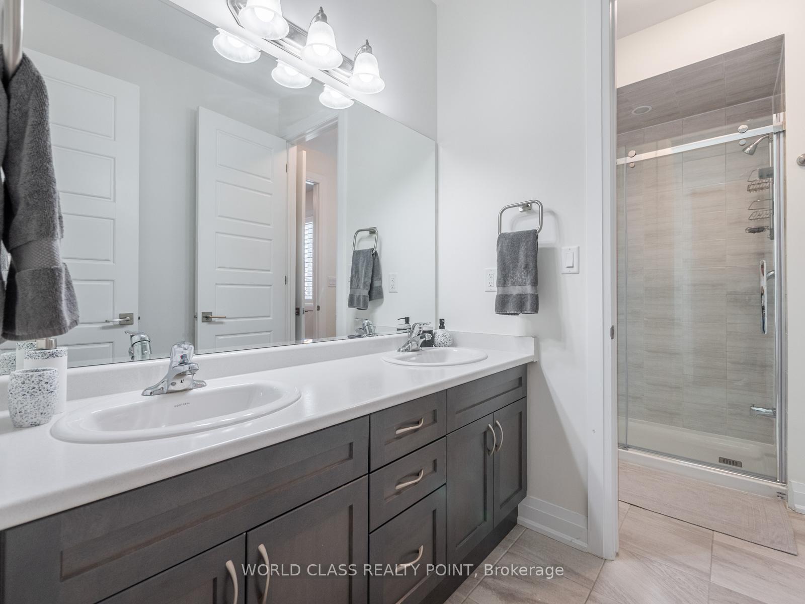 Photo 25 of 19 Barn Owl Way, Vaughan, Kleinburg — HOMEH