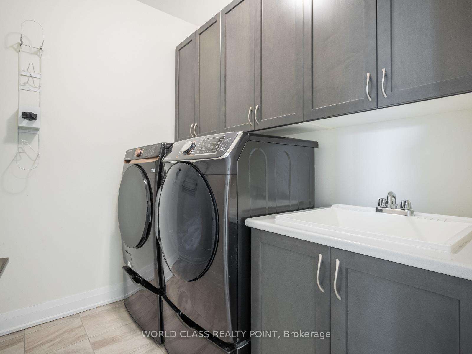 Photo 36 of 19 Barn Owl Way, Vaughan, Kleinburg — HOMEH
