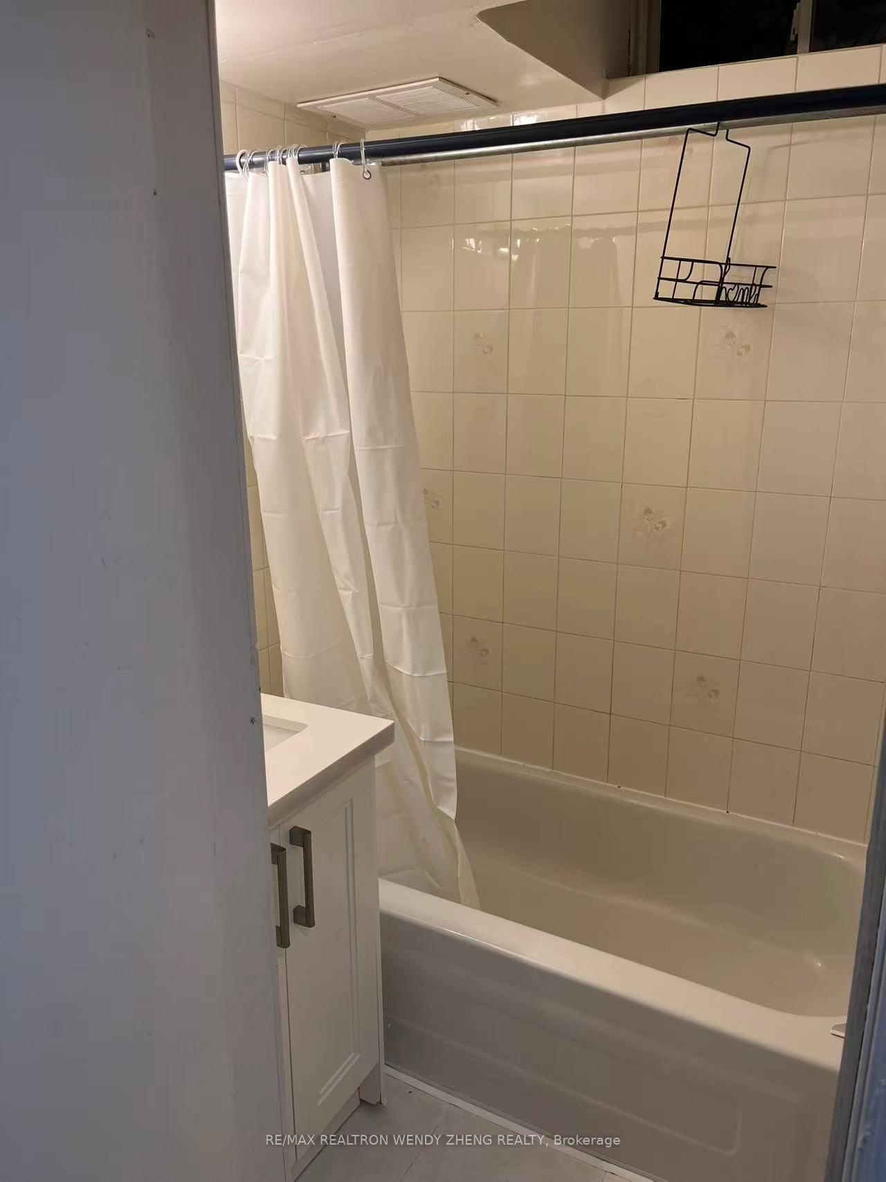 Photo 10 of Unit Bsmt, 275 Risebrough Circuit, Markham, Milliken Mills West — HOMEH