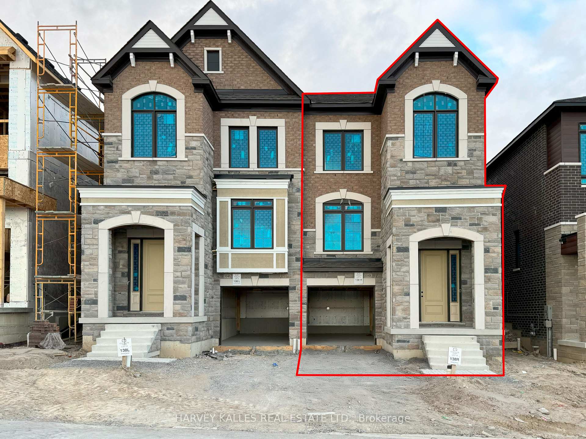 Front of 1048 Valhalla Terrace W