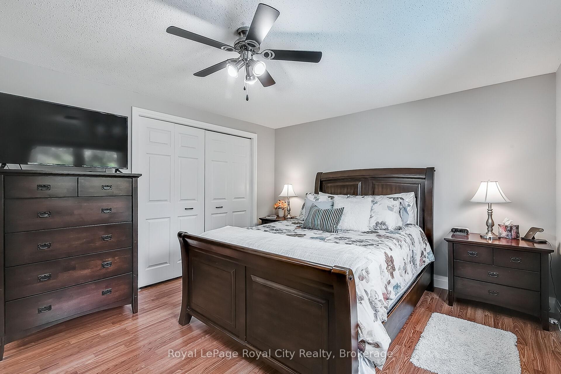 Photo 18 of 30 Springdale Boulevard, Guelph, Willow West/Sugarbush/West Acres — HOMEH