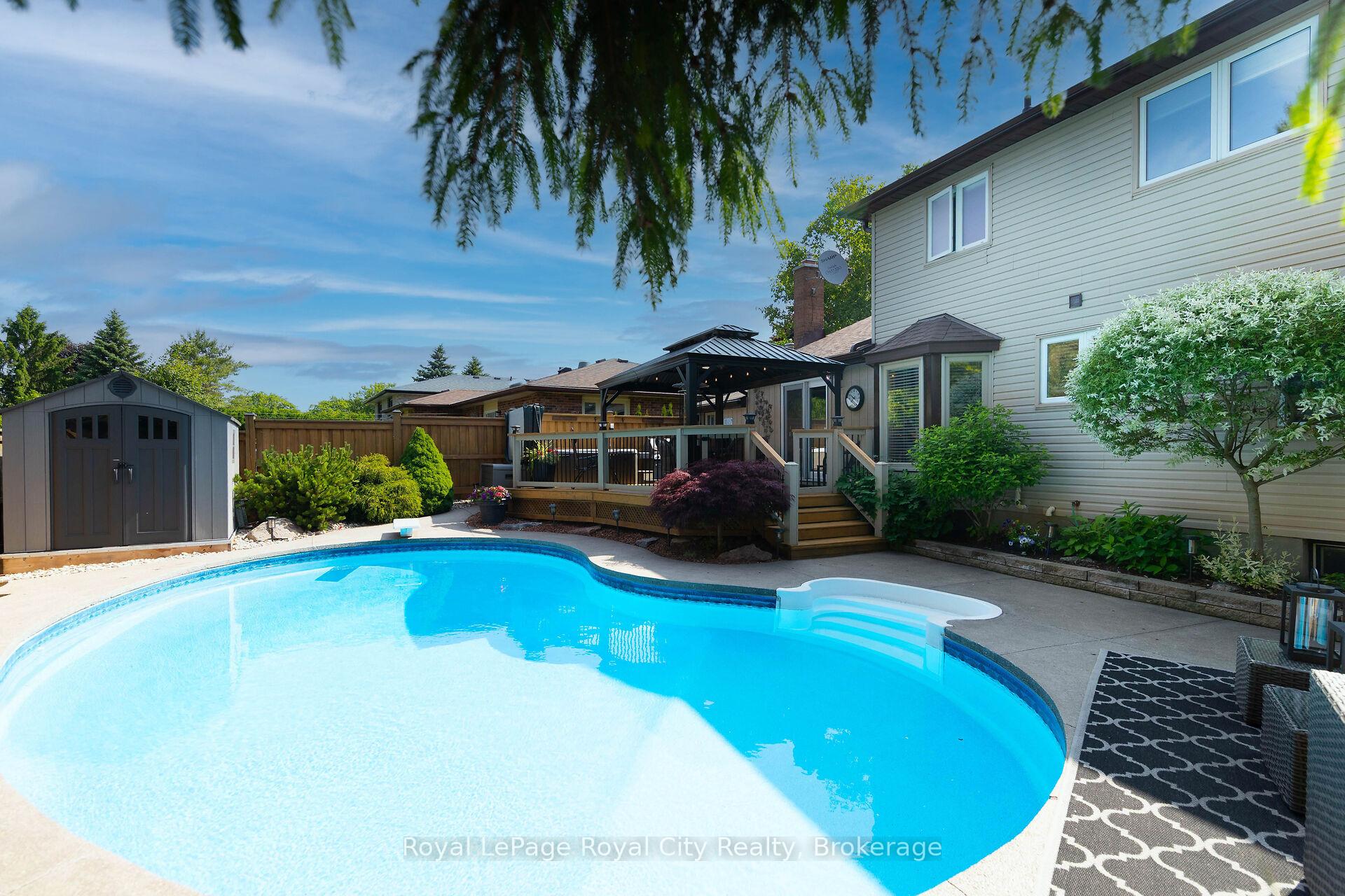 Photo 31 of 30 Springdale Boulevard, Guelph, Willow West/Sugarbush/West Acres — HOMEH