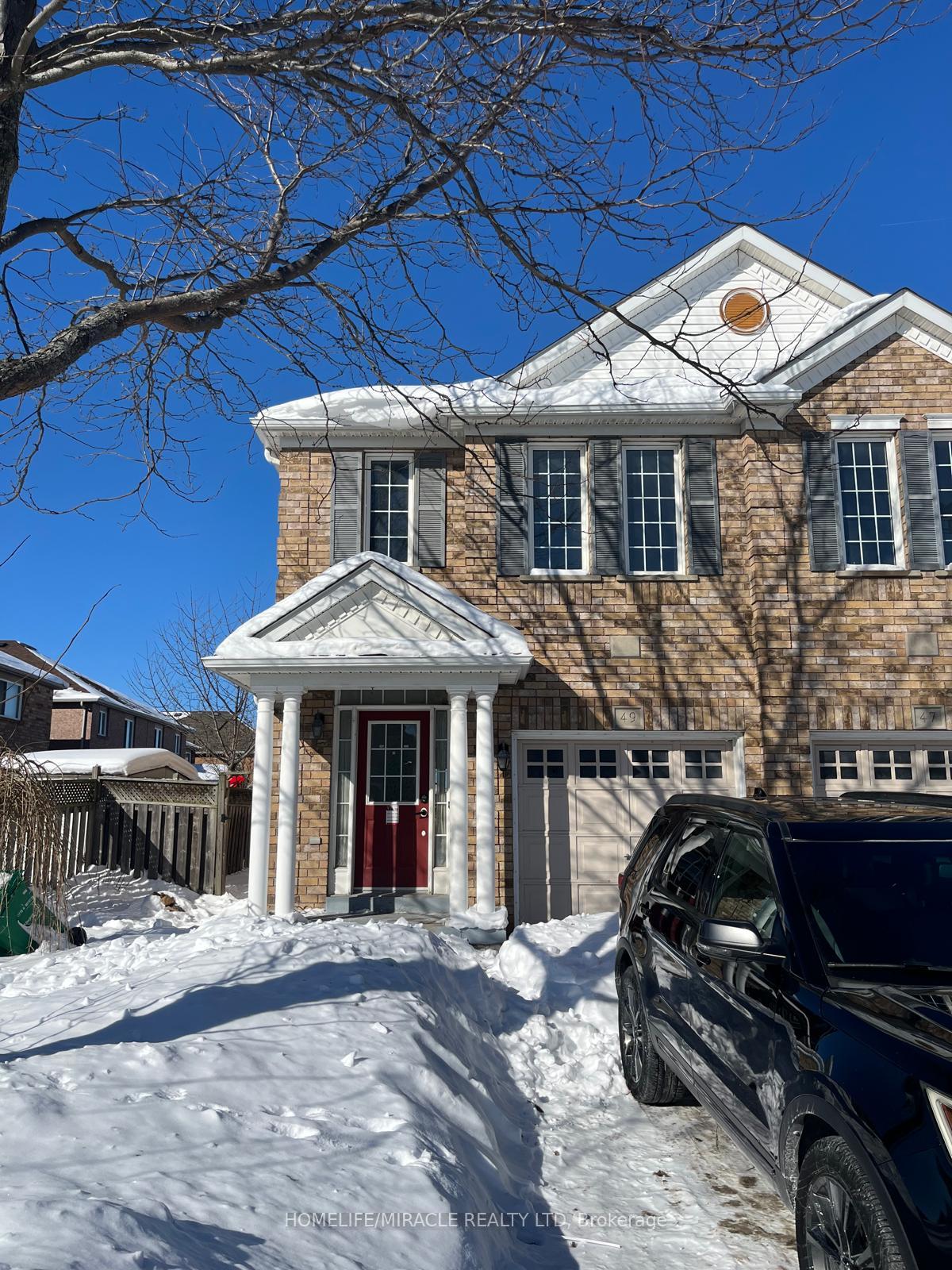 Photo 2 of 49 Sand Cherry Crescent, Brampton, Sandringham-Wellington — HOMEH