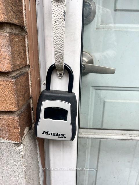 Photo 2 of 359 .5 Strathearn Avenue, Hamilton, Homeside — HOMEH