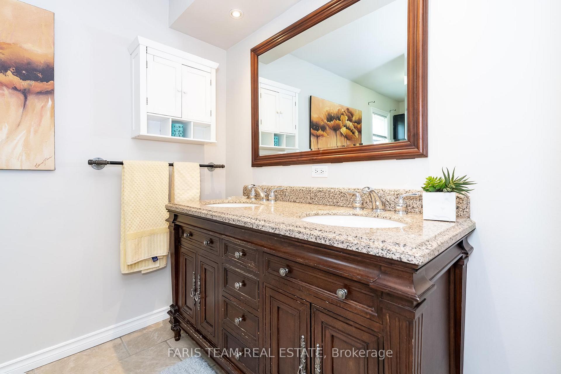 Photo 10 of 3686 McCarthy Drive, Clearview, New Lowell — HOMEH