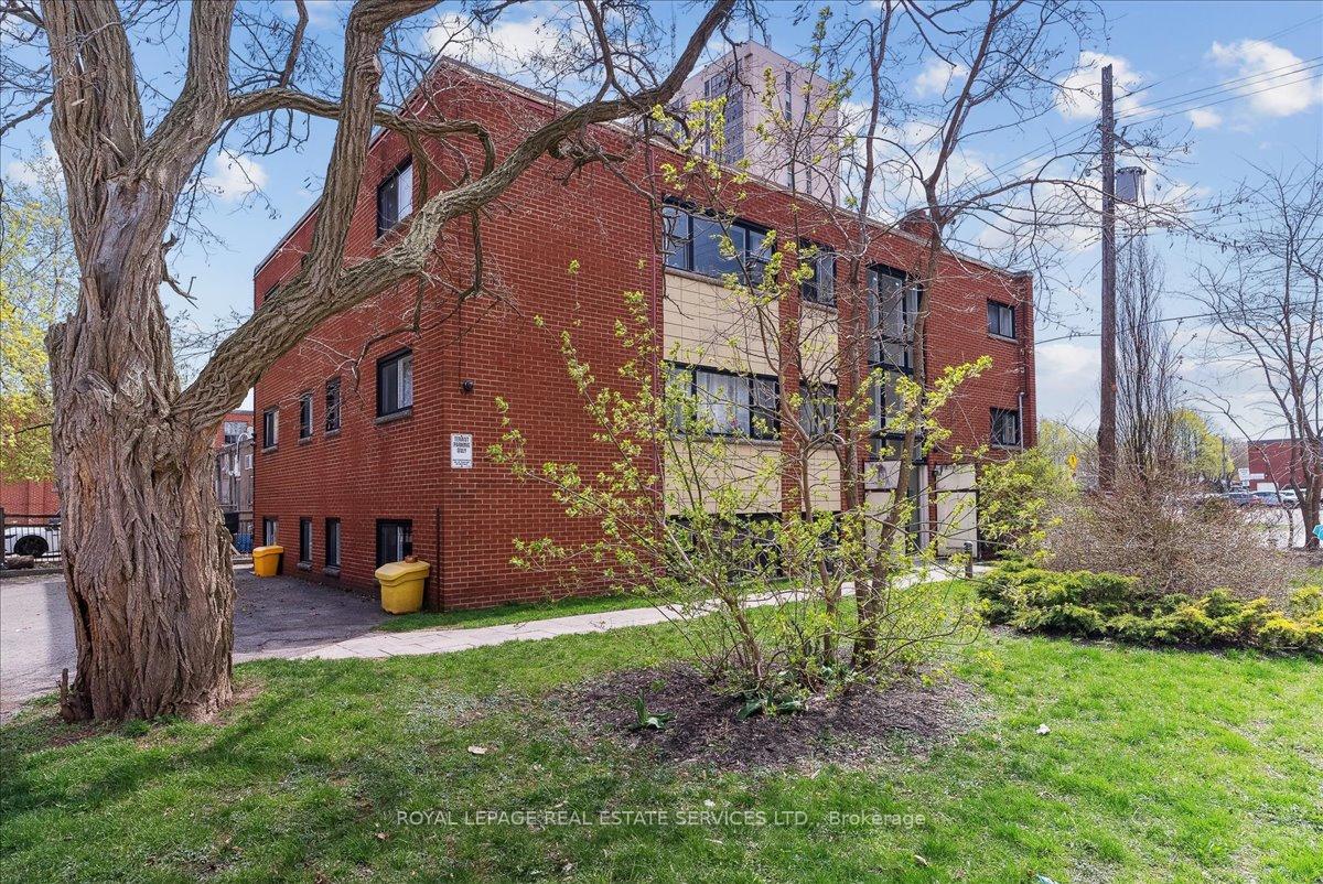 Photo 3 of 291 East 38th Street, Hamilton, Raleigh — HOMEH