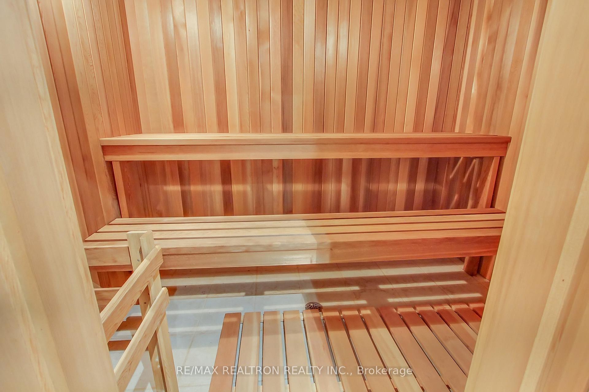 Photo 30 of 38 Thornridge Drive, Vaughan, Crestwood-Springfarm-Yorkhill — HOMEH