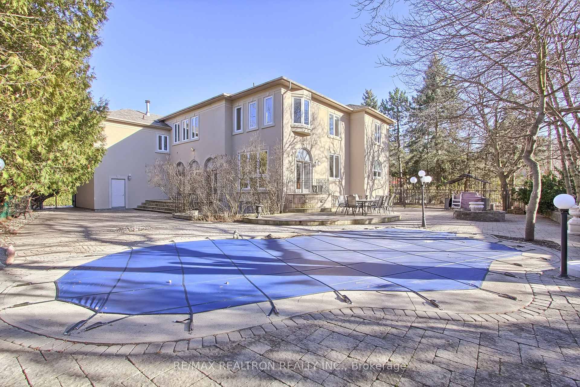 Photo 33 of 38 Thornridge Drive, Vaughan, Crestwood-Springfarm-Yorkhill — HOMEH