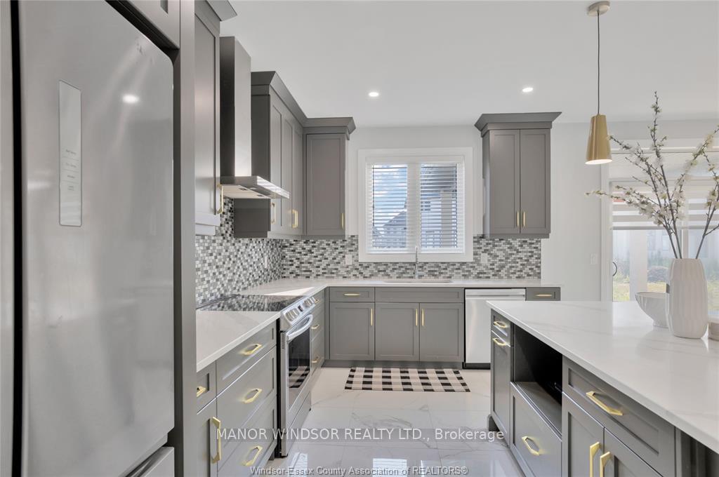 Photo 8 of 1632 Bowler Drive, Windsor — HOMEH