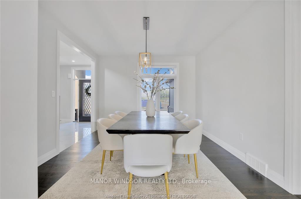 Photo 10 of 1632 Bowler Drive, Windsor — HOMEH