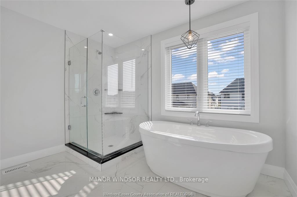 Photo 20 of 1632 Bowler Drive, Windsor — HOMEH