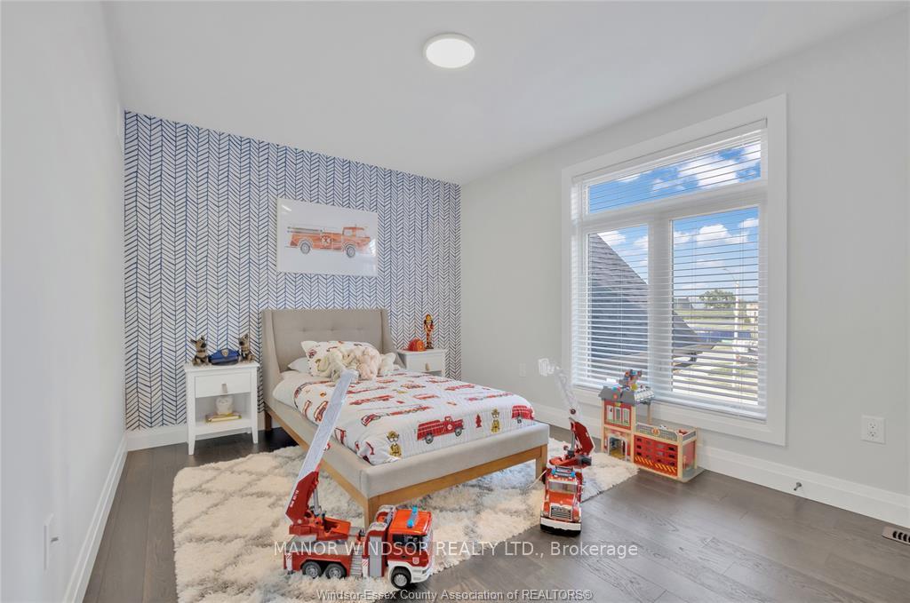 Photo 22 of 1632 Bowler Drive, Windsor — HOMEH