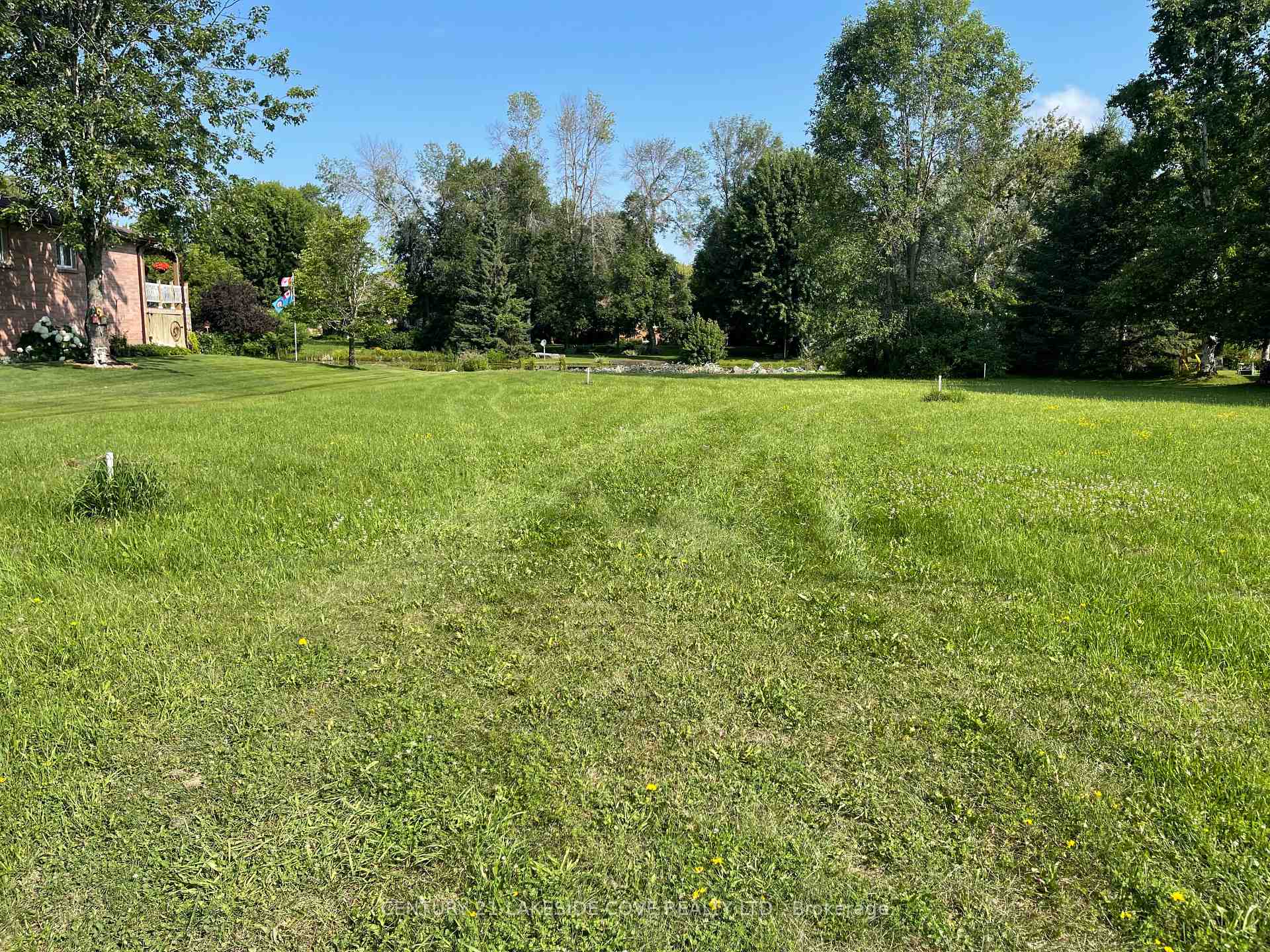 Photo 17 of 36 Southview Drive, Ramara, Brechin — HOMEH