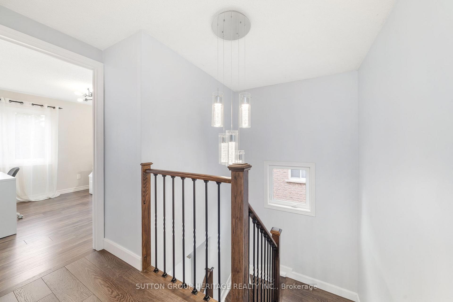 Photo 9 of 30 Cluett Drive, Ajax, South East — HOMEH