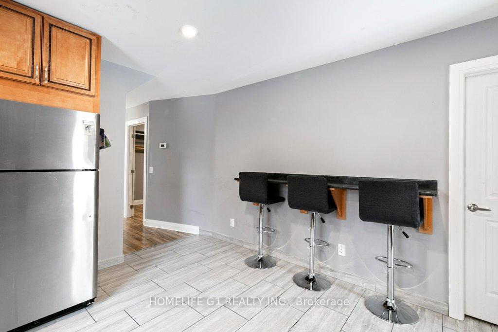 Photo 29 of 3161 Peter Street, Windsor — HOMEH