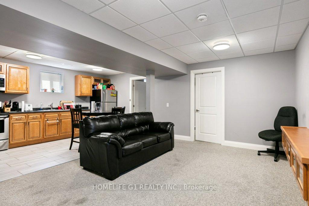 Photo 31 of 3161 Peter Street, Windsor — HOMEH
