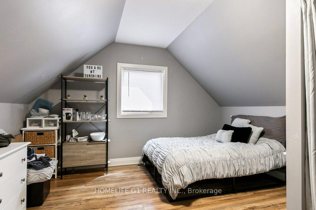 Photo 13 of 3161 Peter Street, Windsor — HOMEH
