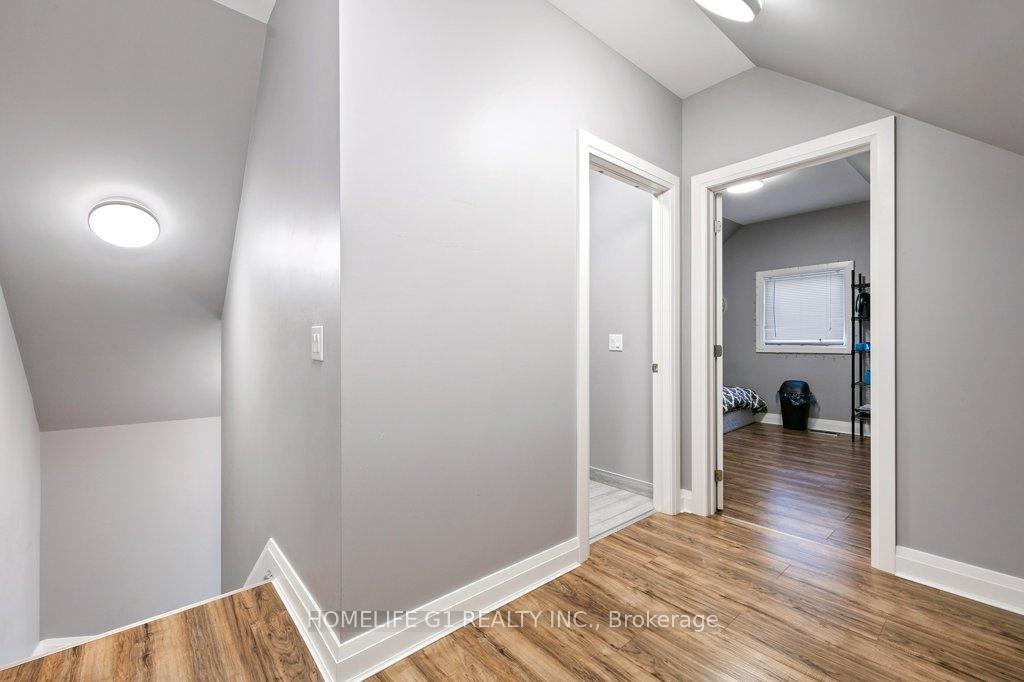 Photo 15 of 3161 Peter Street, Windsor — HOMEH