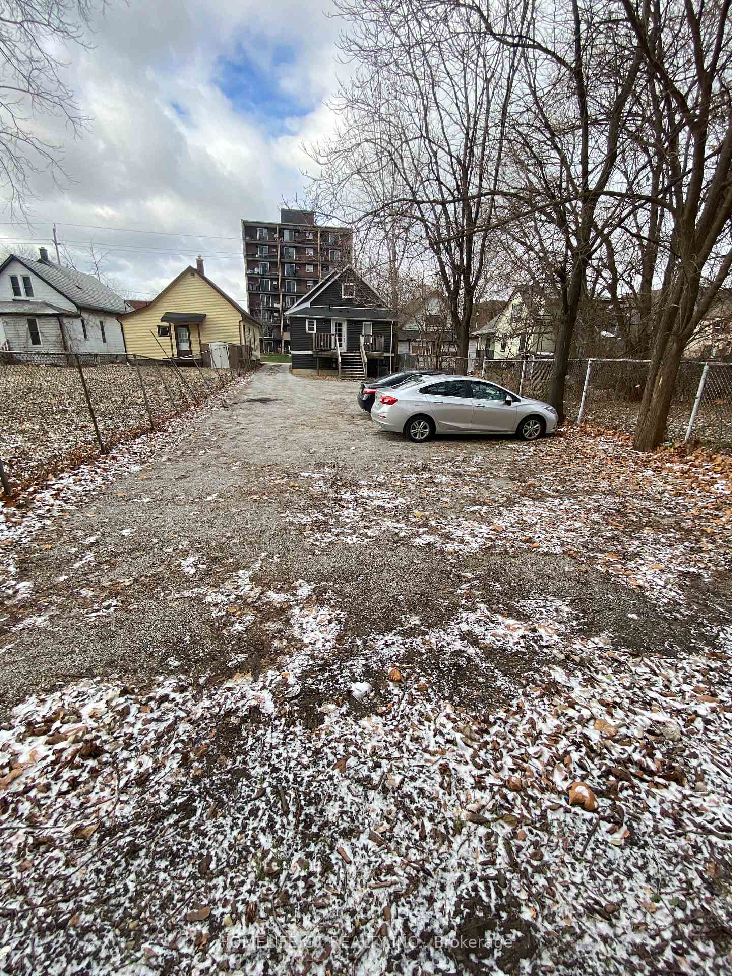 Photo 34 of 3161 Peter Street, Windsor — HOMEH