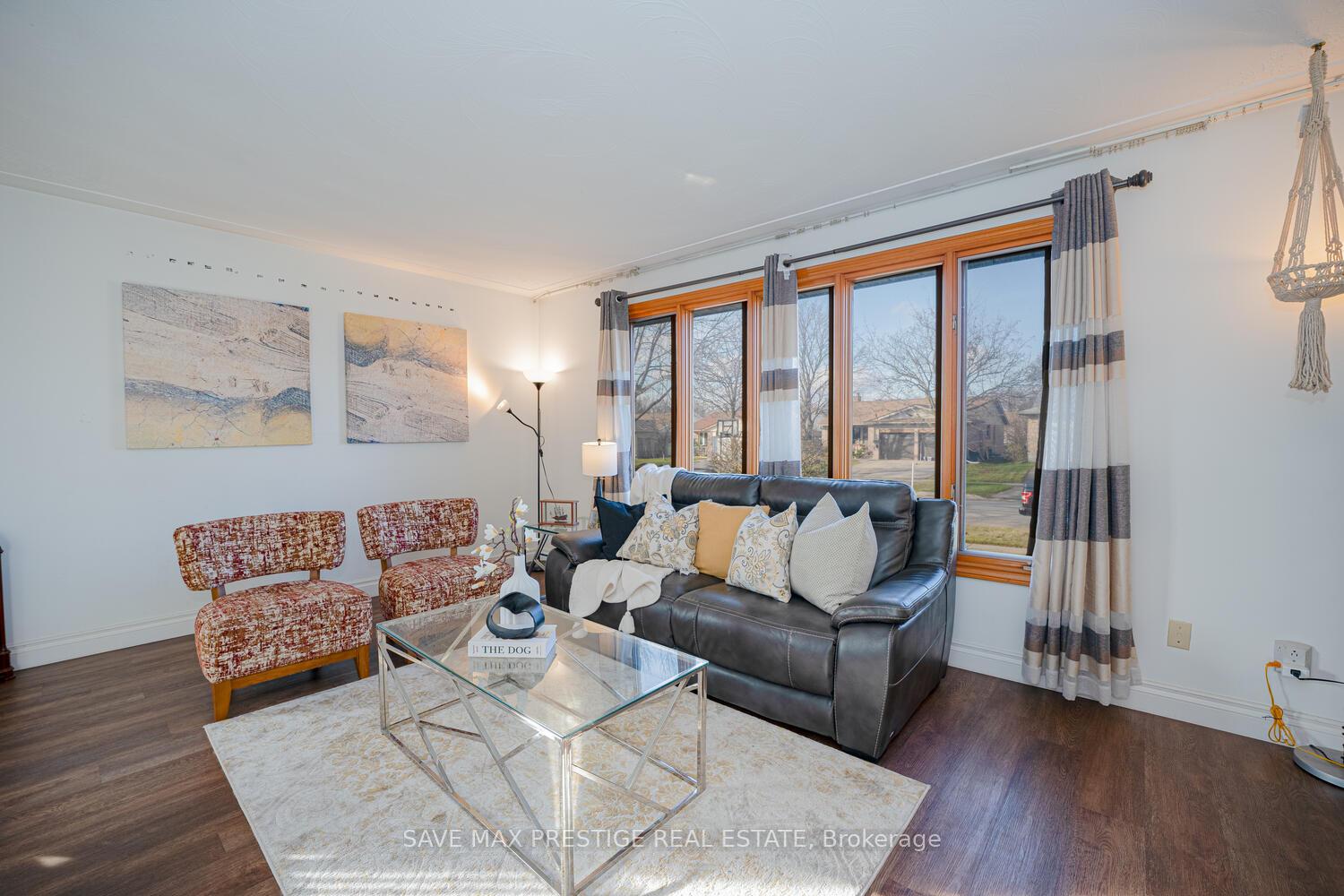 Photo 5 of 84 Wimbleton Crescent, Kitchener — HOMEH