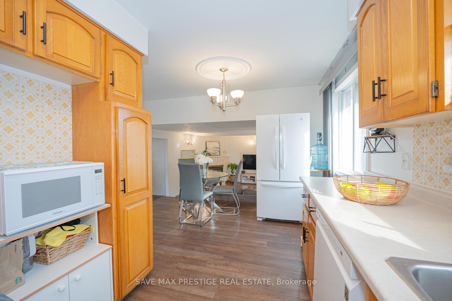 Photo 33 of 84 Wimbleton Crescent, Kitchener — HOMEH