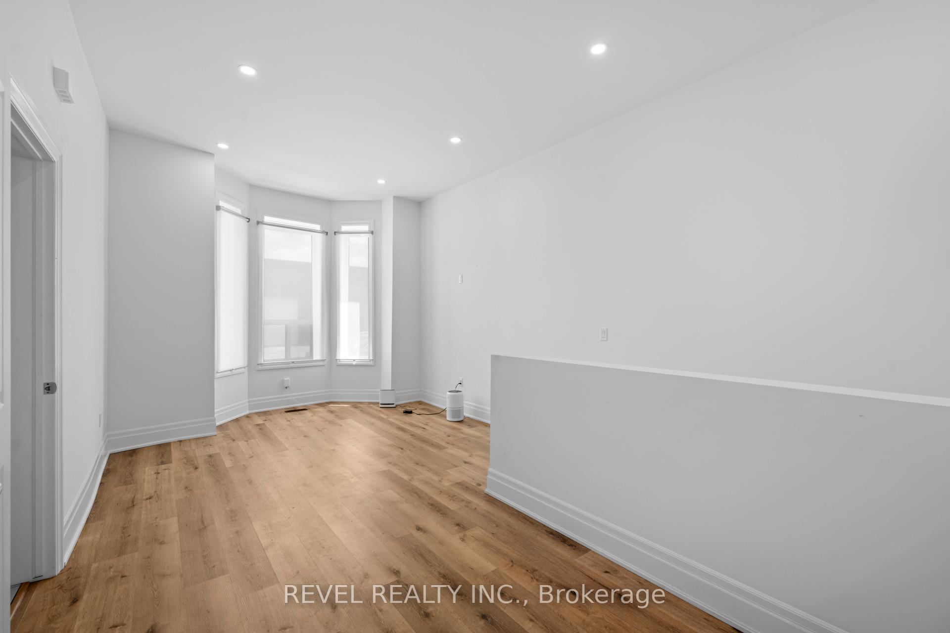 Photo 2 of Unit #A, 153 Bay Street, Hamilton, Central — HOMEH