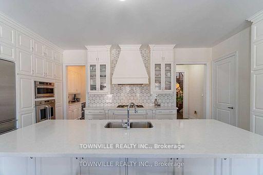 Photo 6 of 13 John Carrol Drive, Welland, Broadway — HOMEH