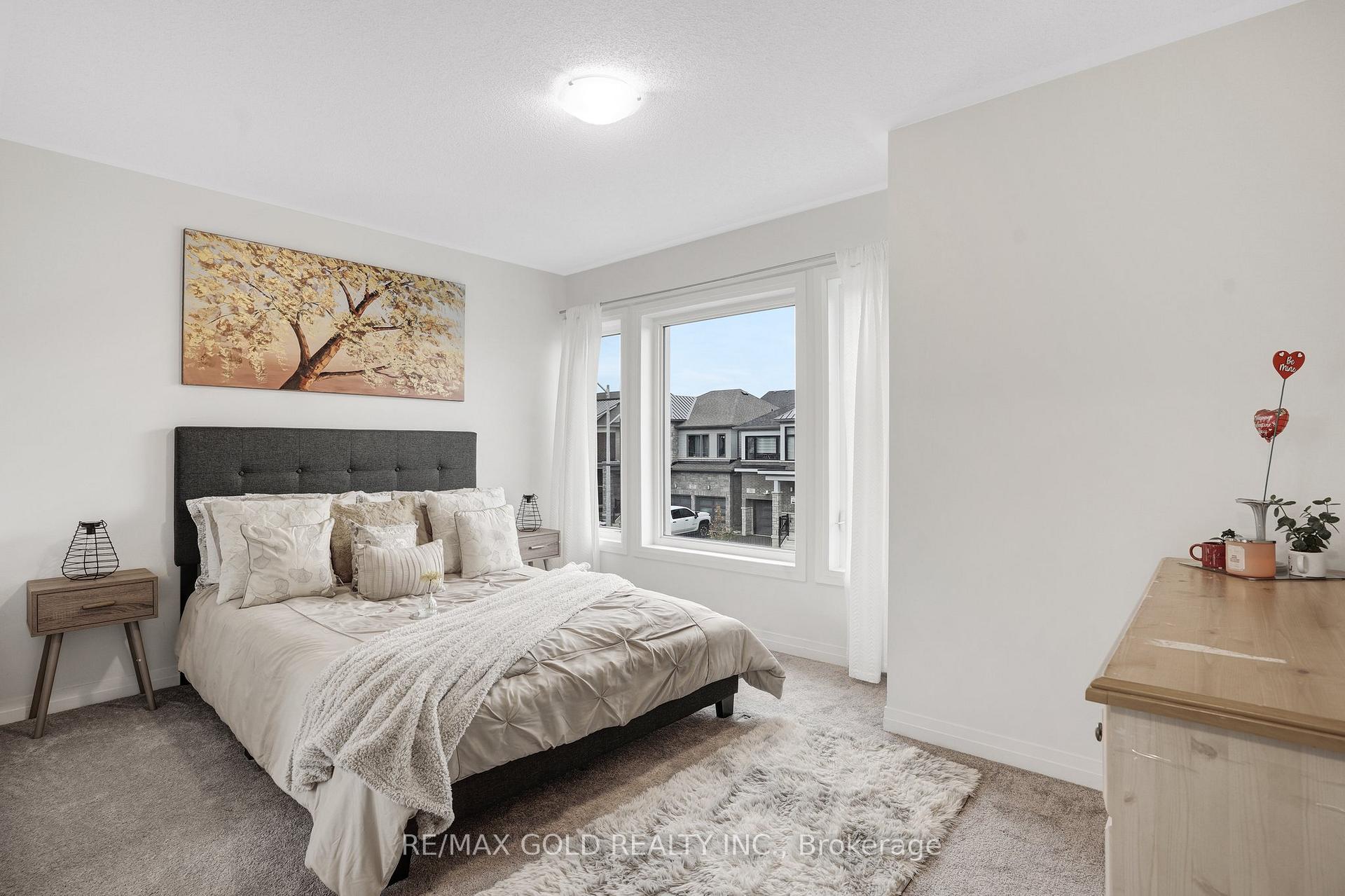 Photo 17 of 40 Weylie Street, Hamilton, Mount Hope — HOMEH