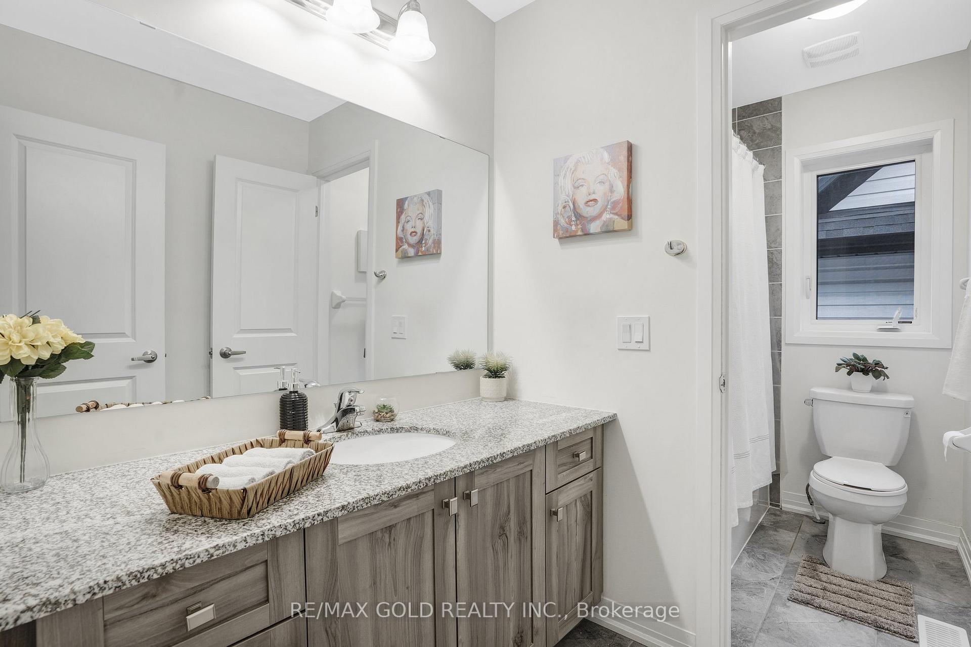 Photo 22 of 40 Weylie Street, Hamilton, Mount Hope — HOMEH