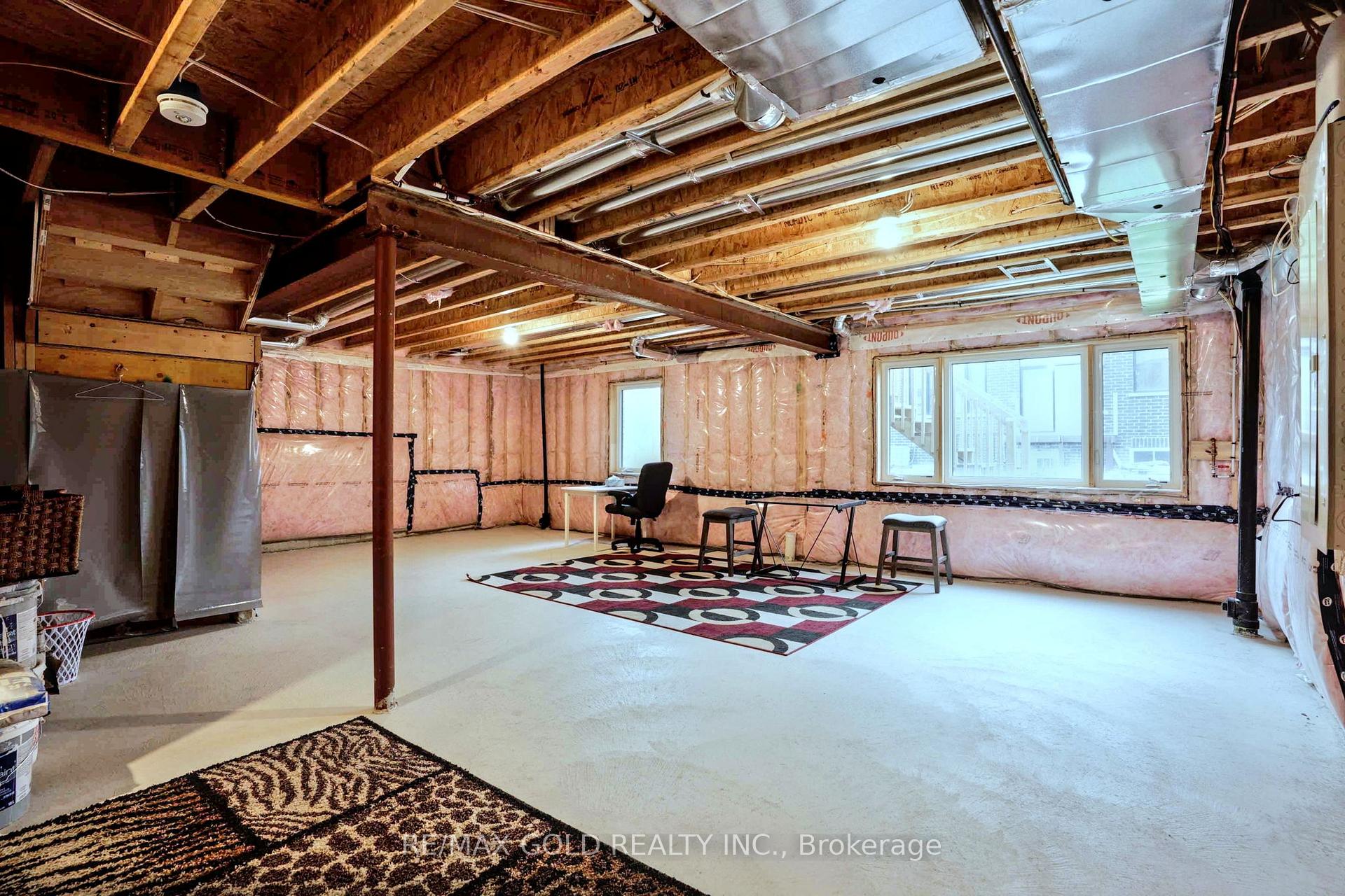 Photo 36 of 40 Weylie Street, Hamilton, Mount Hope — HOMEH