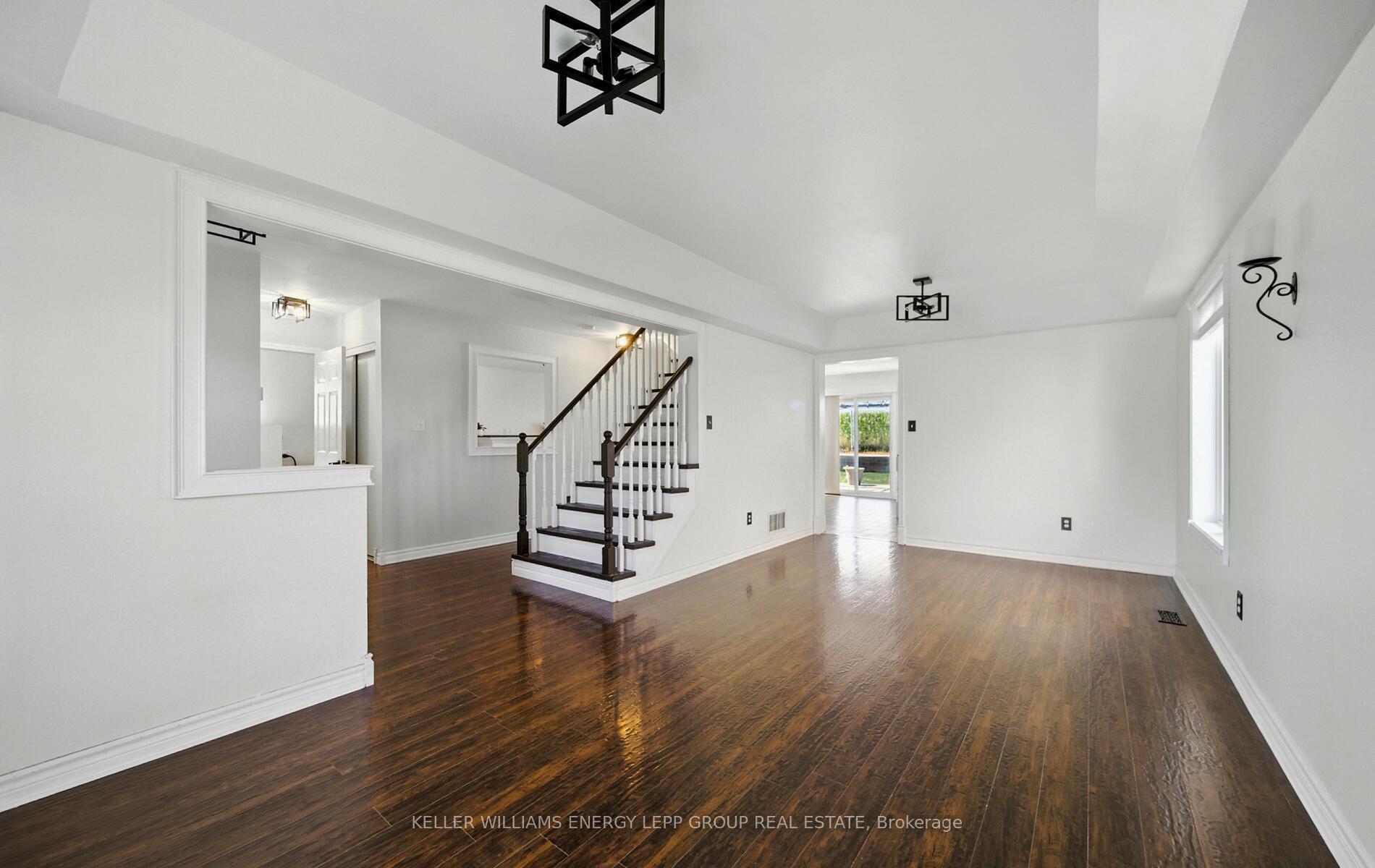 Photo 11 of 6 Hammond Street, Clarington, Bowmanville — HOMEH
