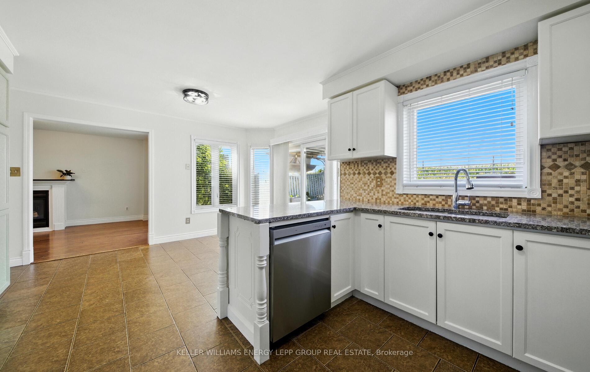 Photo 16 of 6 Hammond Street, Clarington, Bowmanville — HOMEH