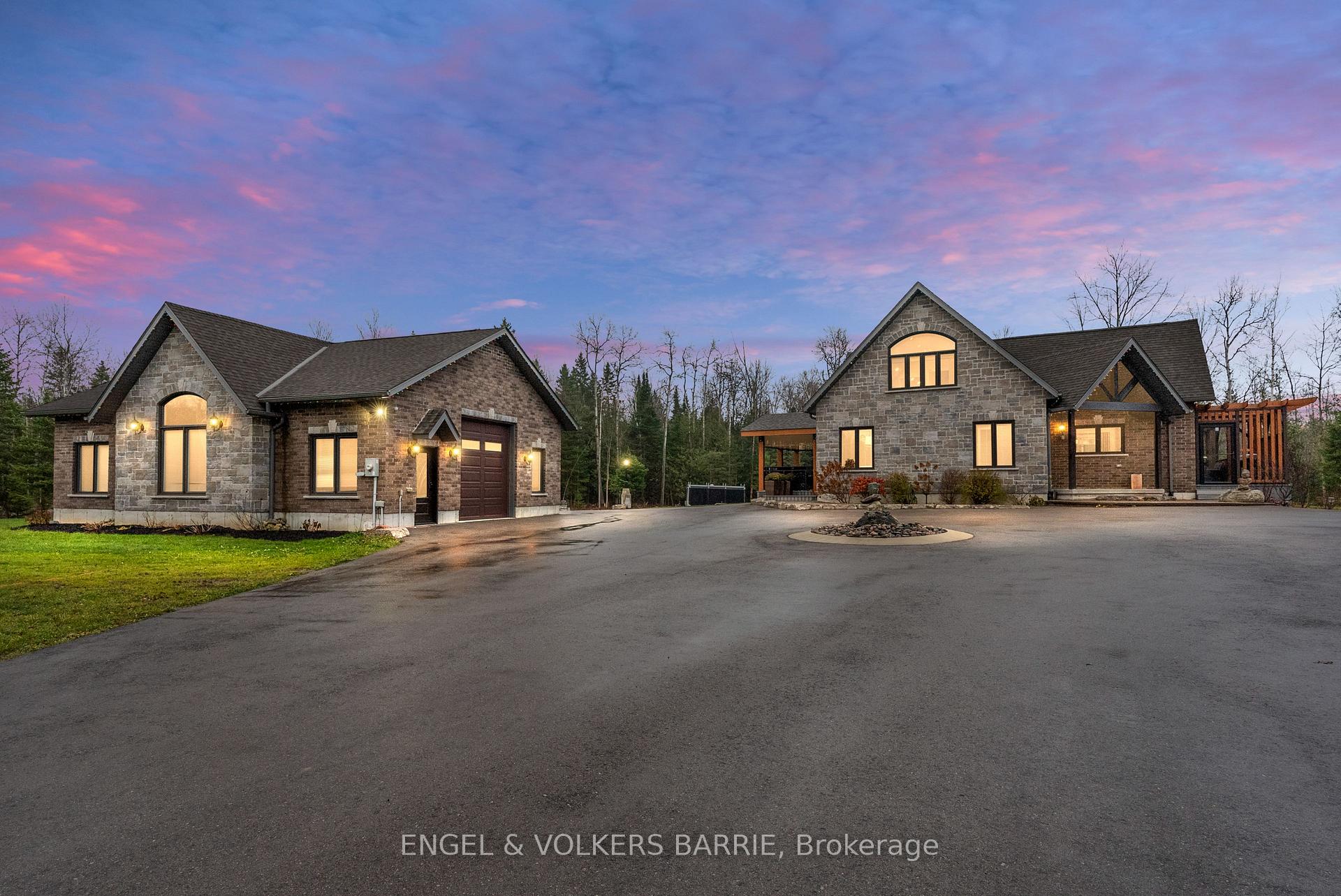 Front of 6605 County Road 21