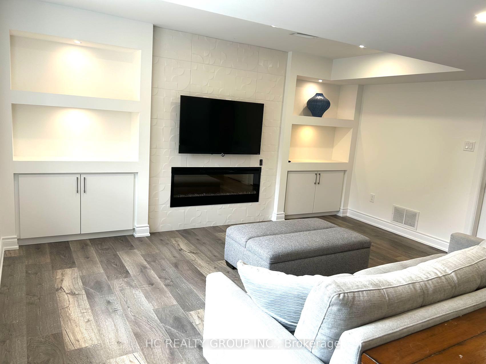 Photo 4 of Unit Bsmt, 119 Fitzmaurice Drive, Vaughan, Patterson — HOMEH