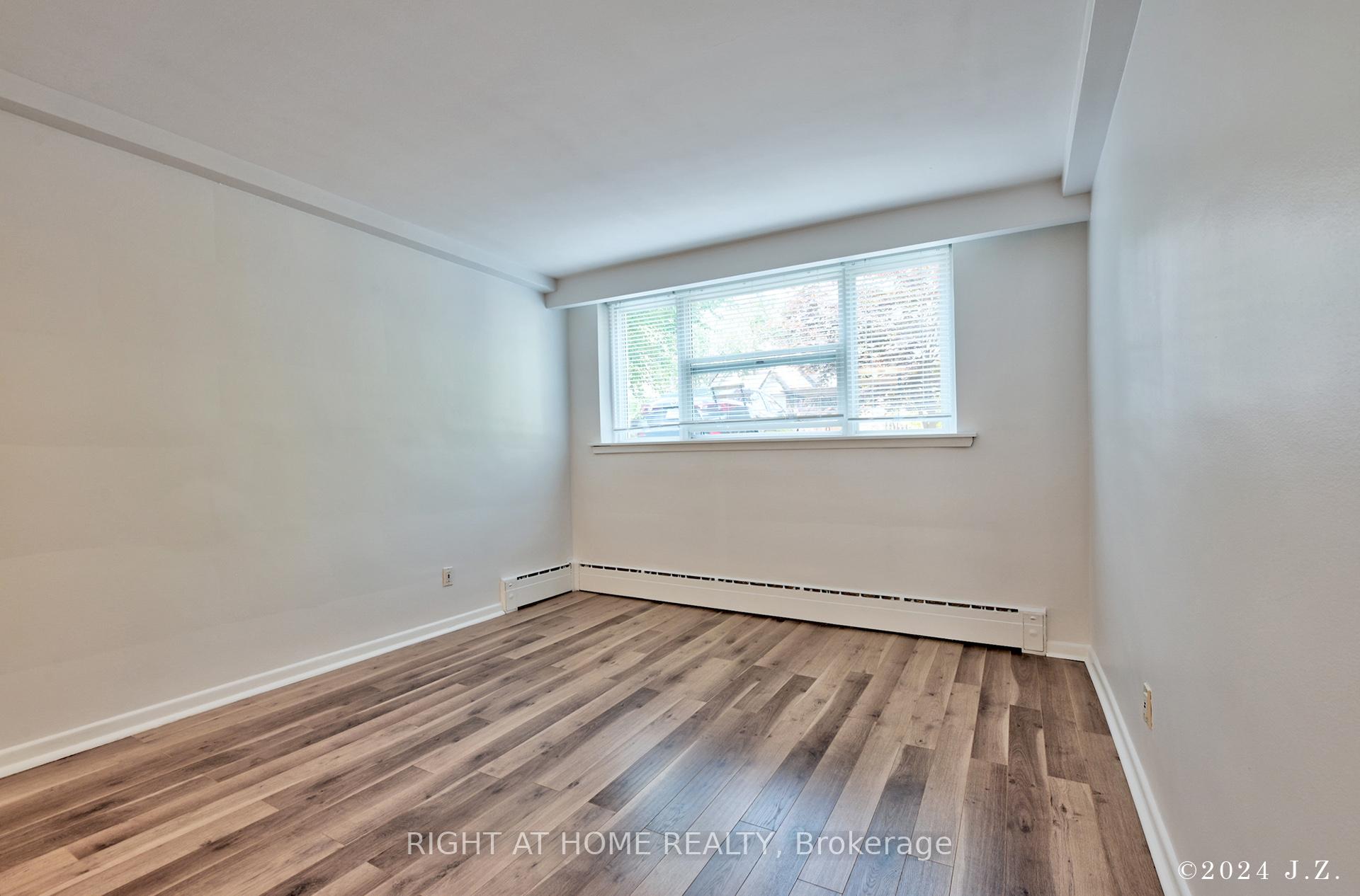 Photo 5 of Unit L/Level, 41 Frankdale Avenue, Toronto, Danforth Village-East York — HOMEH