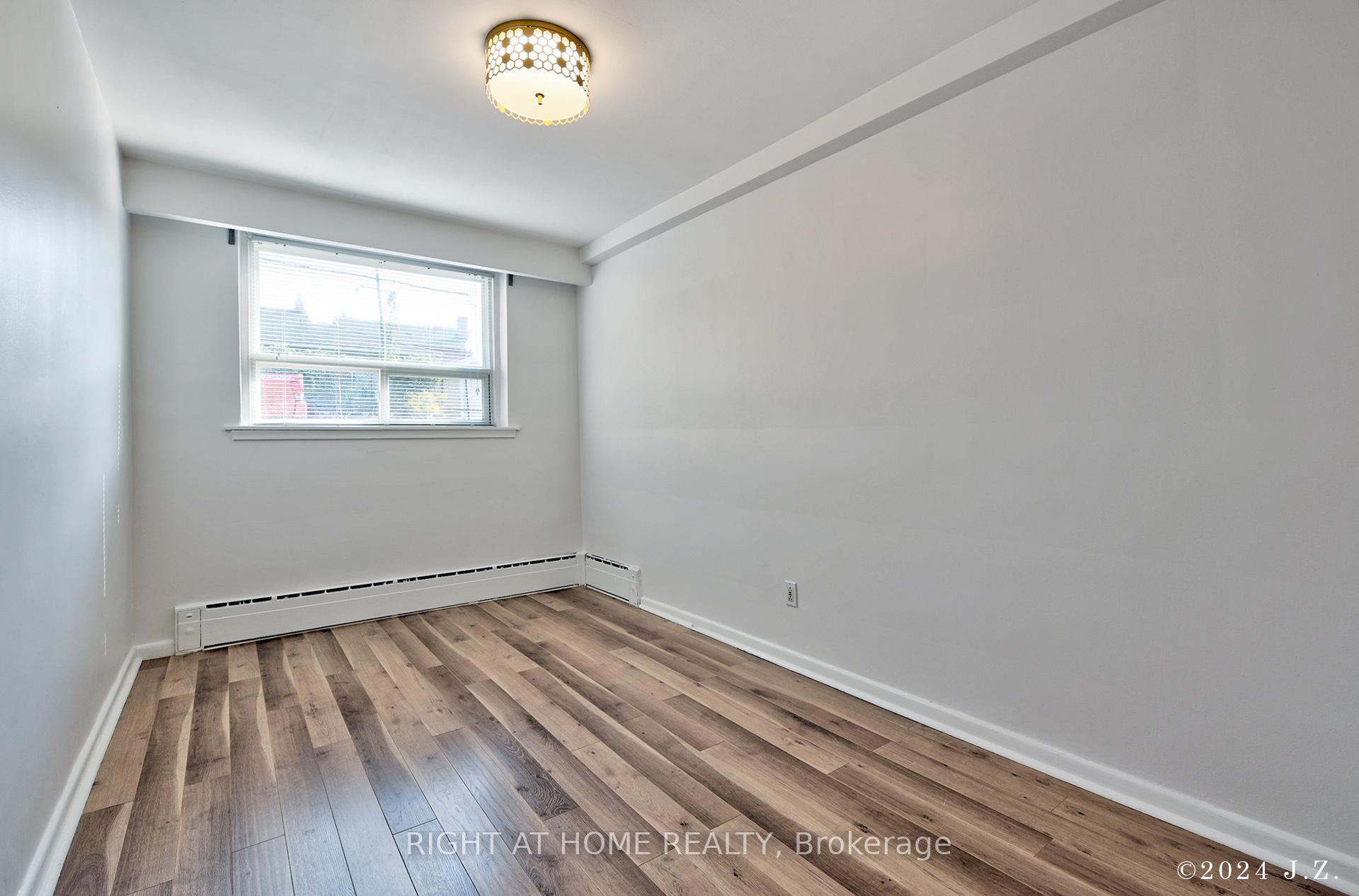 Photo 7 of Unit L/Level, 41 Frankdale Avenue, Toronto, Danforth Village-East York — HOMEH