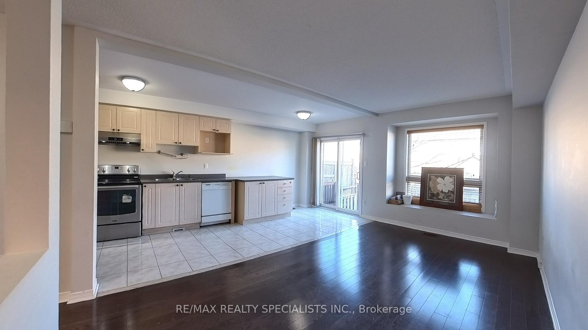 Photo 27 of Unit MAIN&2, 121 Tiller Trail, Brampton, Fletcher's Creek Village — HOMEH