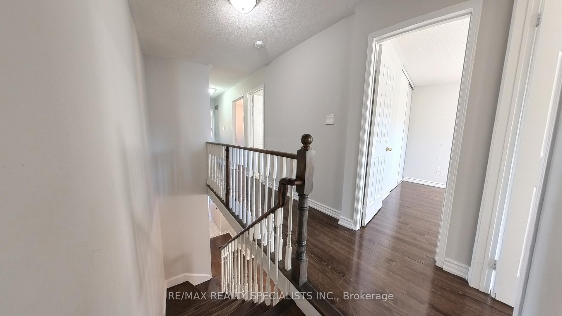 Photo 10 of Unit MAIN&2, 121 Tiller Trail, Brampton, Fletcher's Creek Village — HOMEH
