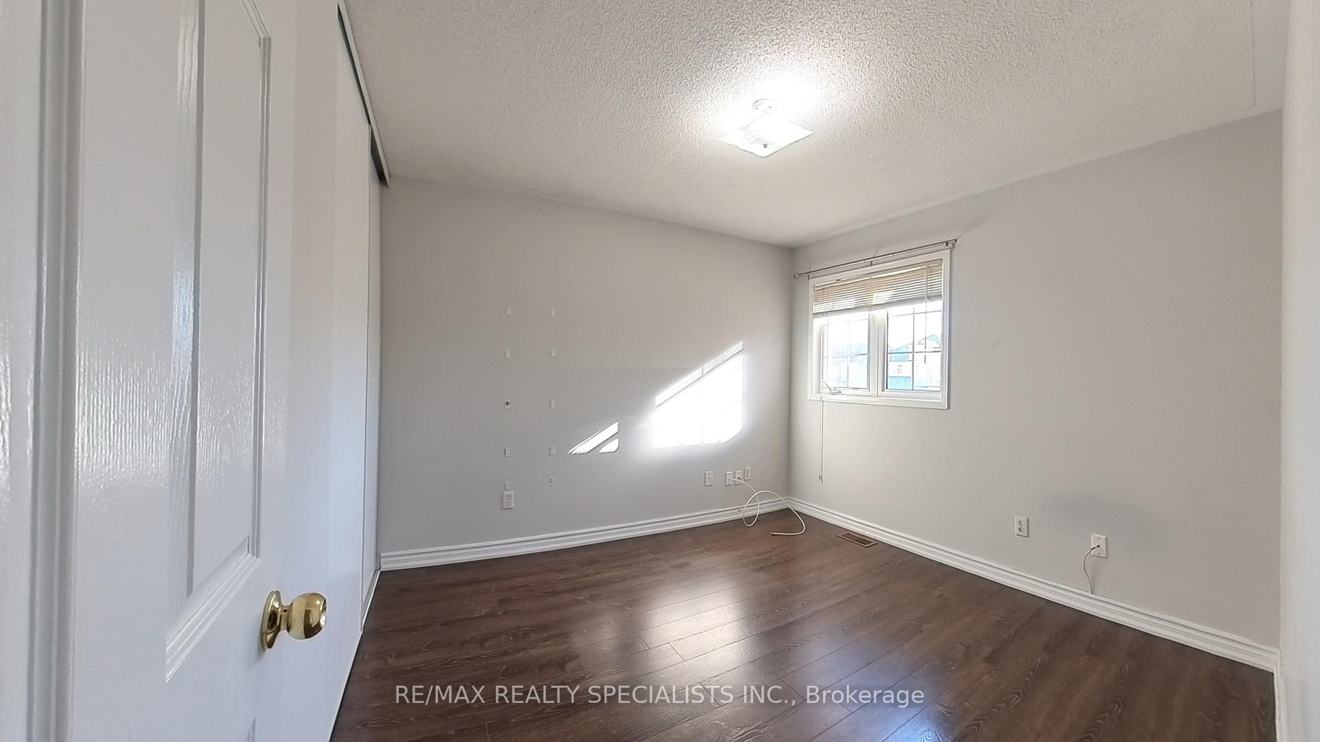 Photo 18 of Unit MAIN&2, 121 Tiller Trail, Brampton, Fletcher's Creek Village — HOMEH