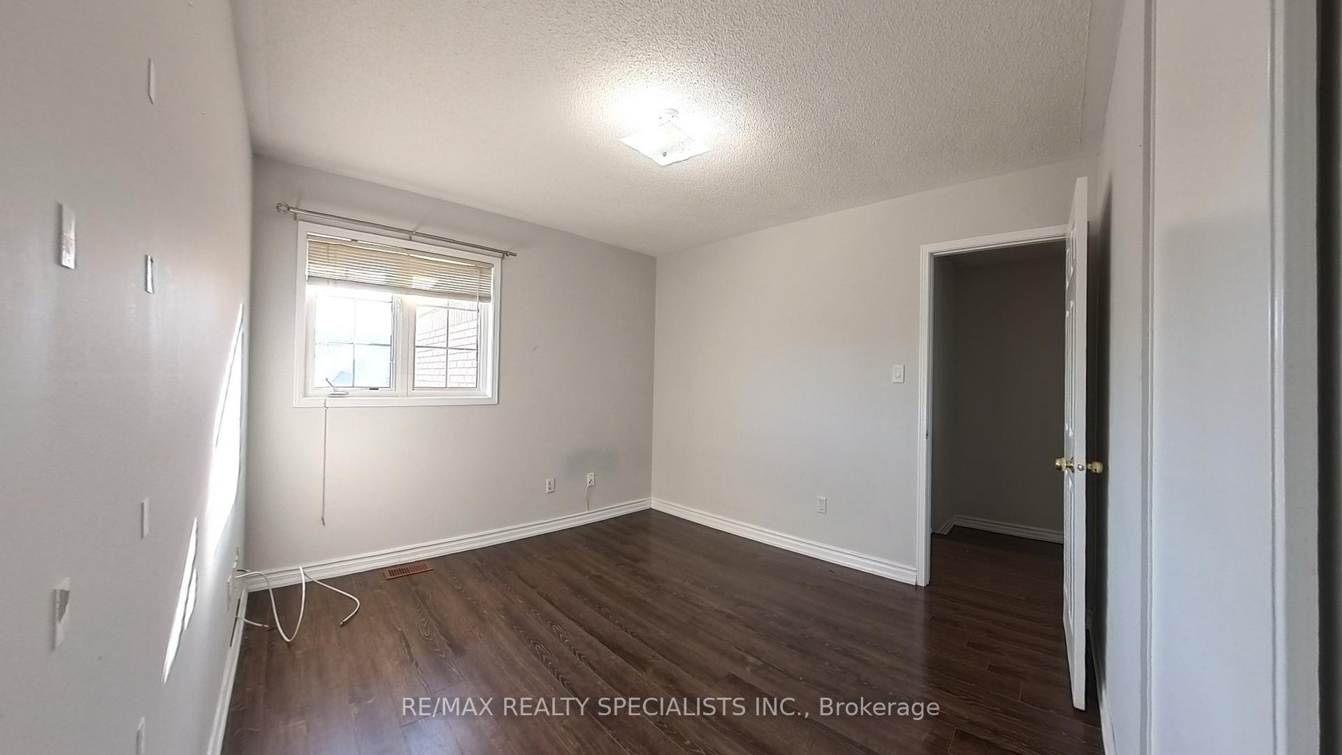 Photo 17 of Unit MAIN&2, 121 Tiller Trail, Brampton, Fletcher's Creek Village — HOMEH