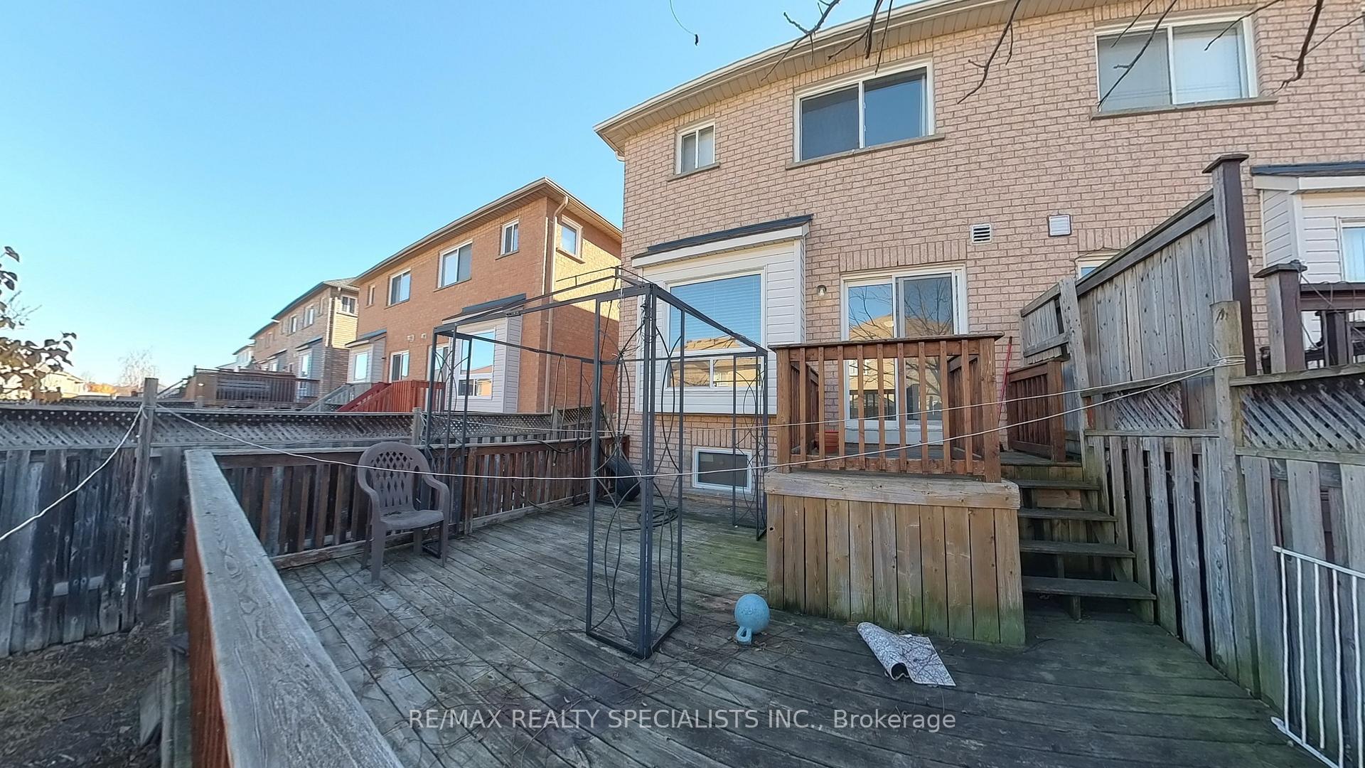 Photo 21 of Unit MAIN&2, 121 Tiller Trail, Brampton, Fletcher's Creek Village — HOMEH