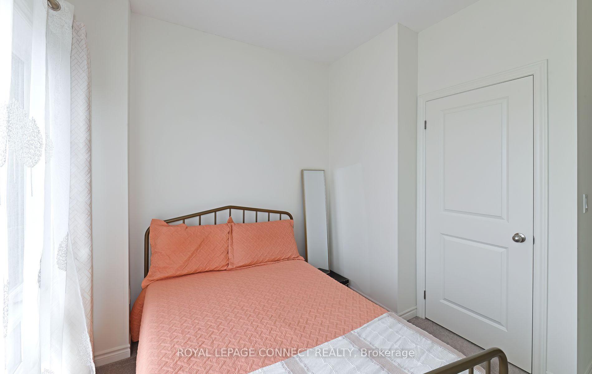 Photo 7 of 492 Salem Road S, Ajax, South East — HOMEH